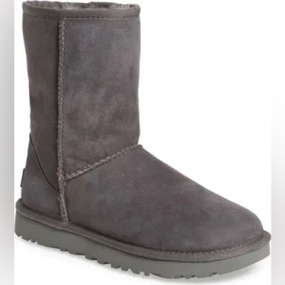Women’s classic short Uggs